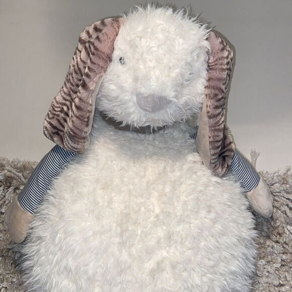 Nourison Plush Bunny Neiman Marcus Nursery Decor - Picture 3 of 7